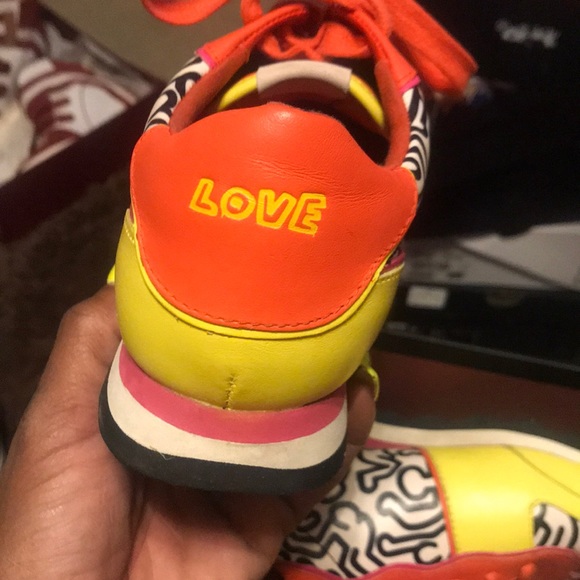 Shoes - Picture 3 of 5